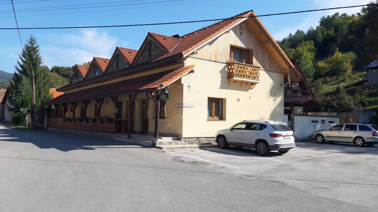 Penzion Pri Studnicke Omastina Exterior photo