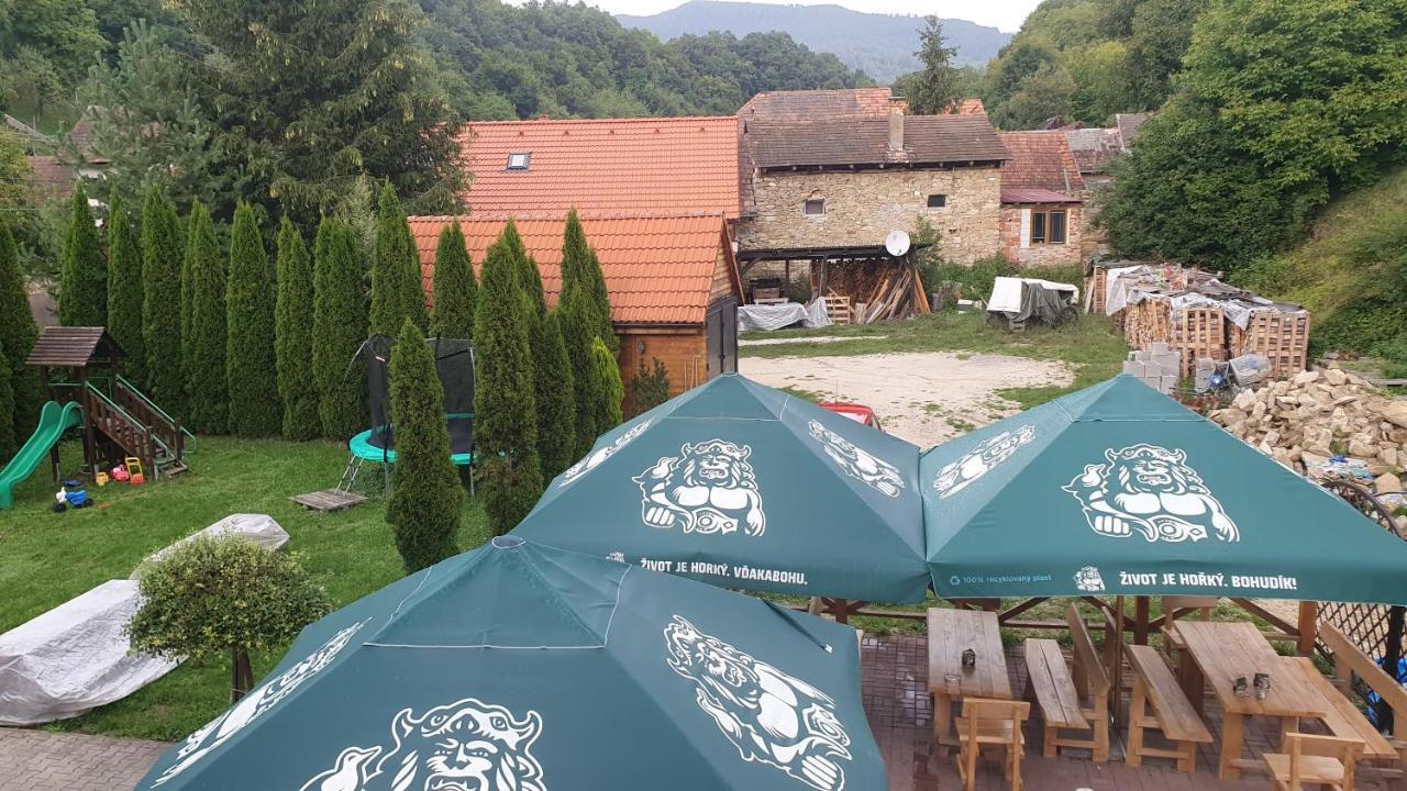Penzion Pri Studnicke Omastina Exterior photo